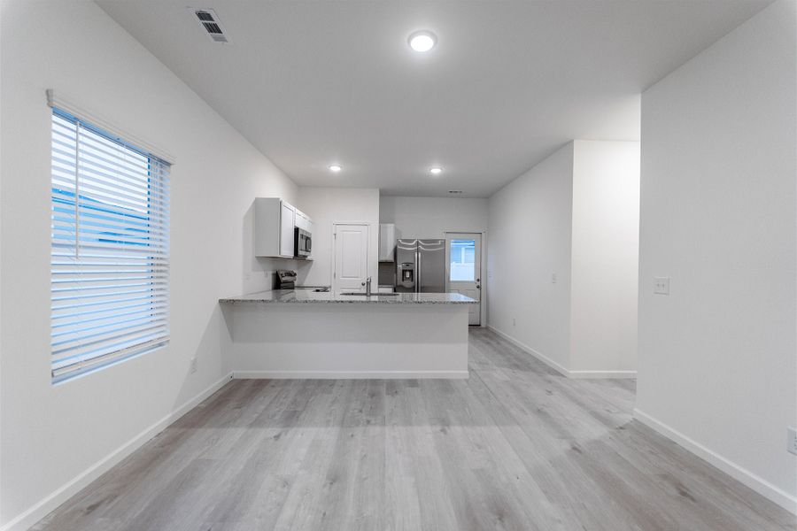 Image 20 of a home in Stonehenge. Image 20 of a home in Stonehenge.