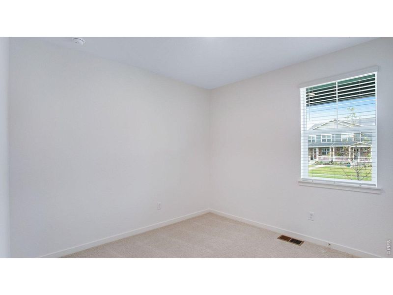 Spacious, unfurnished interior of a new home in Hansen Farm, Fort Collins (Image 14).