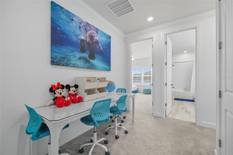 Furnished interior view inside a new home in , Orlando (Image 43).