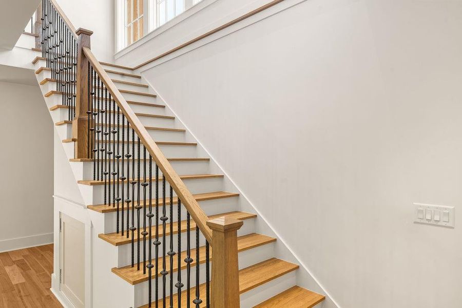 Spacious, unfurnished interior of a new home in , Clarkesville (Image 53).