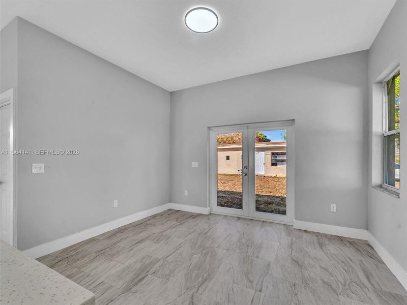 Spacious, unfurnished interior of a new home in , Fort Pierce (Image 46).