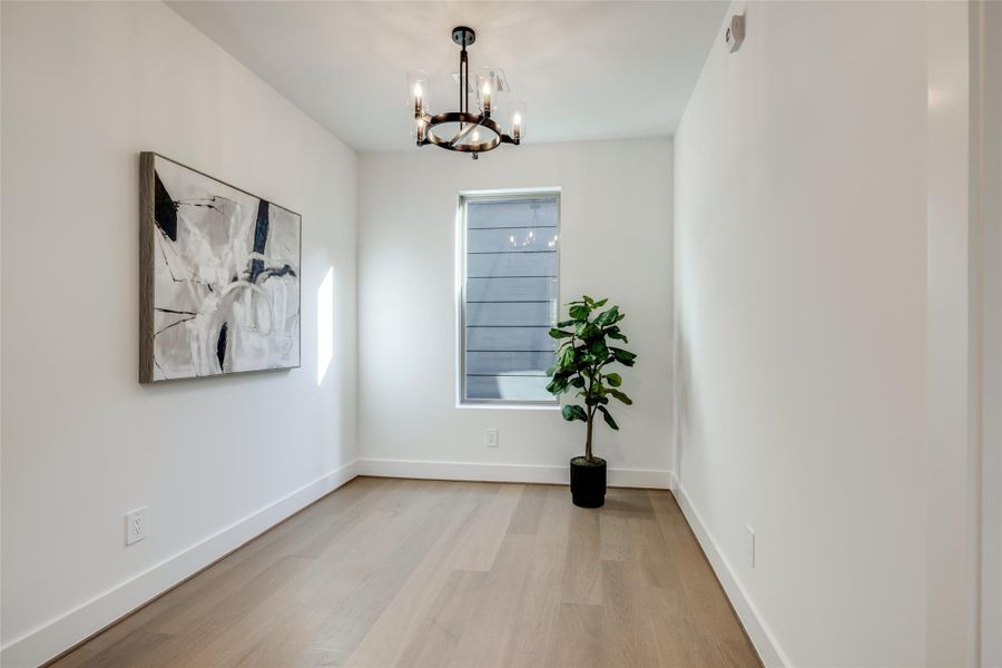 Spacious, unfurnished interior of a new home in , Houston (Image 21).