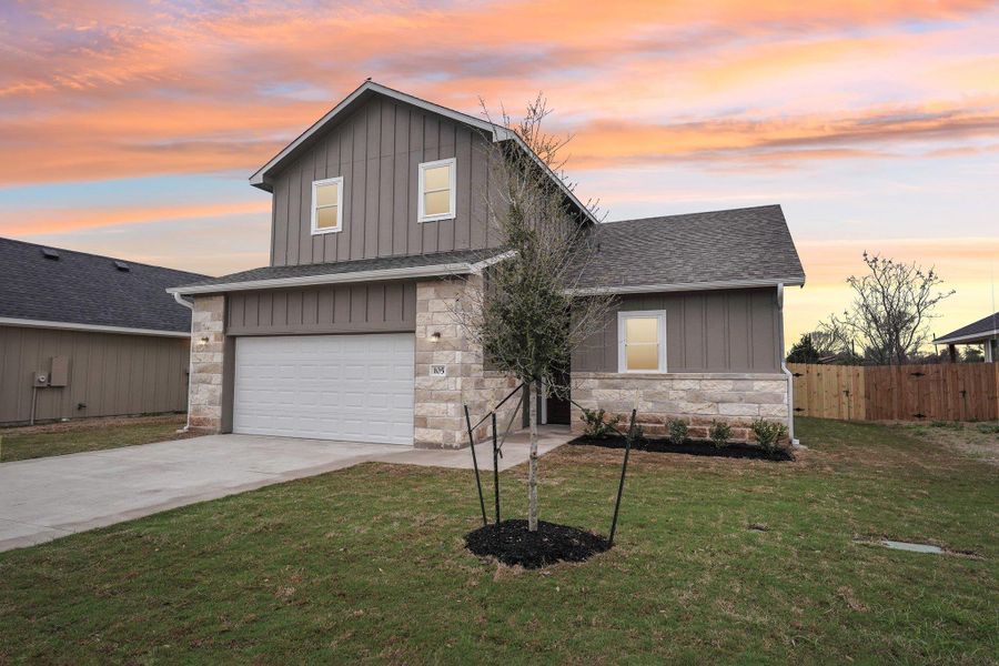 Welcome Home: 105 Callie Street Welcome Home: 105 Callie Street