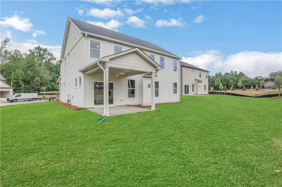Exterior details and patio area of a home in , Loganville (Image 4).