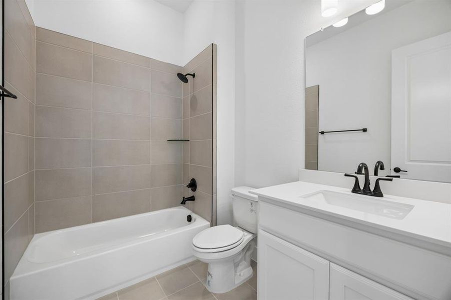 Furnished interior view inside a new home in , Frisco (Image 13).