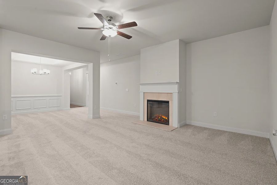 Spacious, unfurnished interior of a new home in Canterbury Villas, Carrollton (Image 18).
