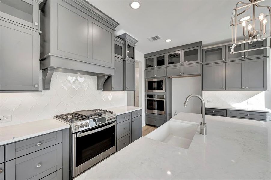 Furnished interior view inside a new home in Heath Golf & Yacht Villas, Heath (Image 9).