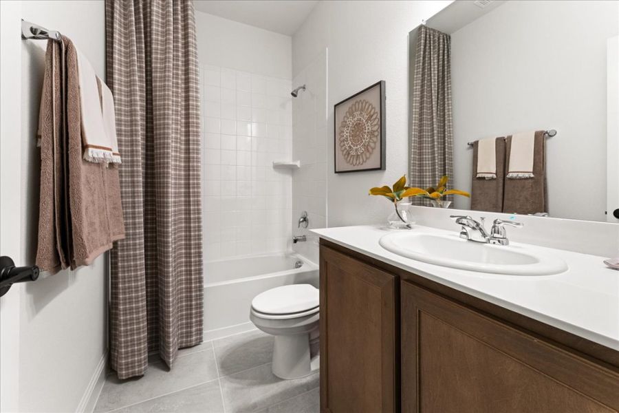 Representative furnished interior of a home built from the Westlake II by Pacesetter Homes in Leonard Trails, Anna (Image 24). Representative furnished interior of a home built from the Westlake II by Pacesetter Homes in Leonard Trails, Anna (Image 24).