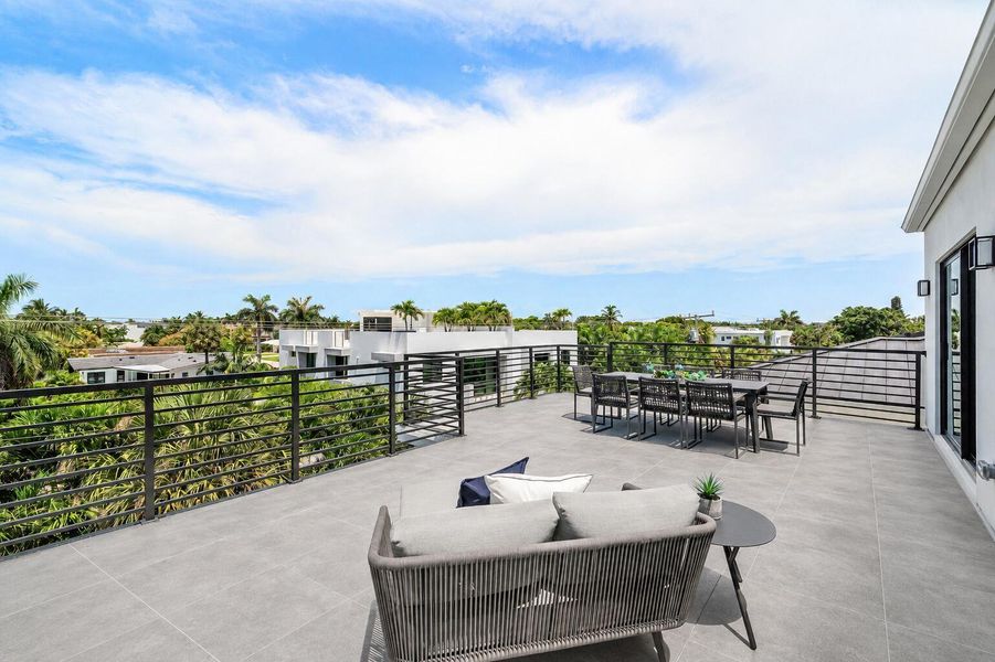 3rd Floor Terrace