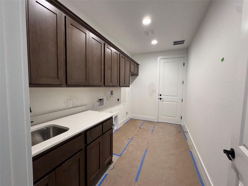 Furnished interior view inside a new home in ClearWater Ranch, Liberty Hill (Image 11). Furnished interior view inside a new home in ClearWater Ranch, Liberty Hill (Image 11).