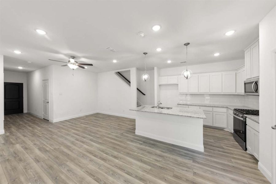 Image 20 of a home in Town Park. Image 20 of a home in Town Park.