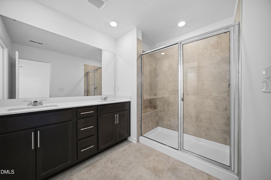 SUN_Everlee_Pic_CarsonII_QMI_229_Owners_