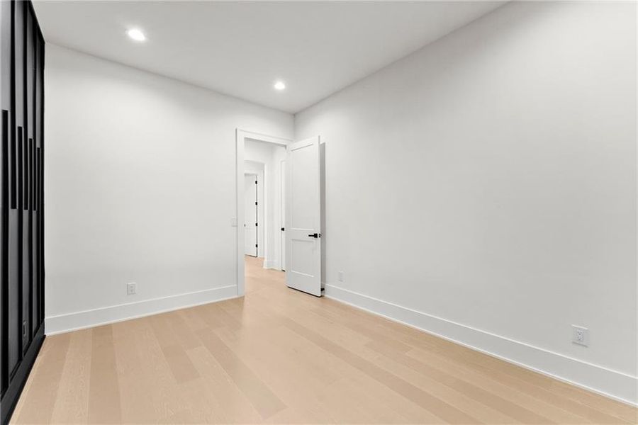 Spacious, unfurnished interior of a new home in , Hoschton (Image 87).