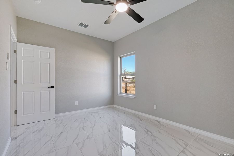 Spacious, unfurnished interior of a new home in , Poteet (Image 15).