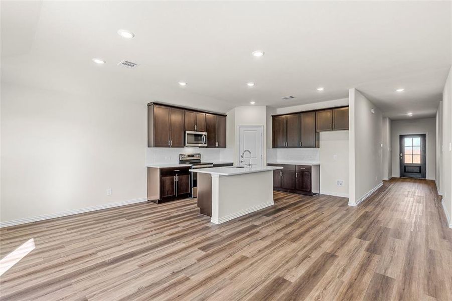 Furnished interior view inside a new home in Stratton Place, Greenville (Image 11).