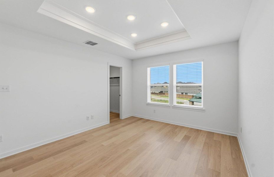 Spacious, unfurnished interior of a new home in Sunfield, Buda (Image 21). Spacious, unfurnished interior of a new home in Sunfield, Buda (Image 21).