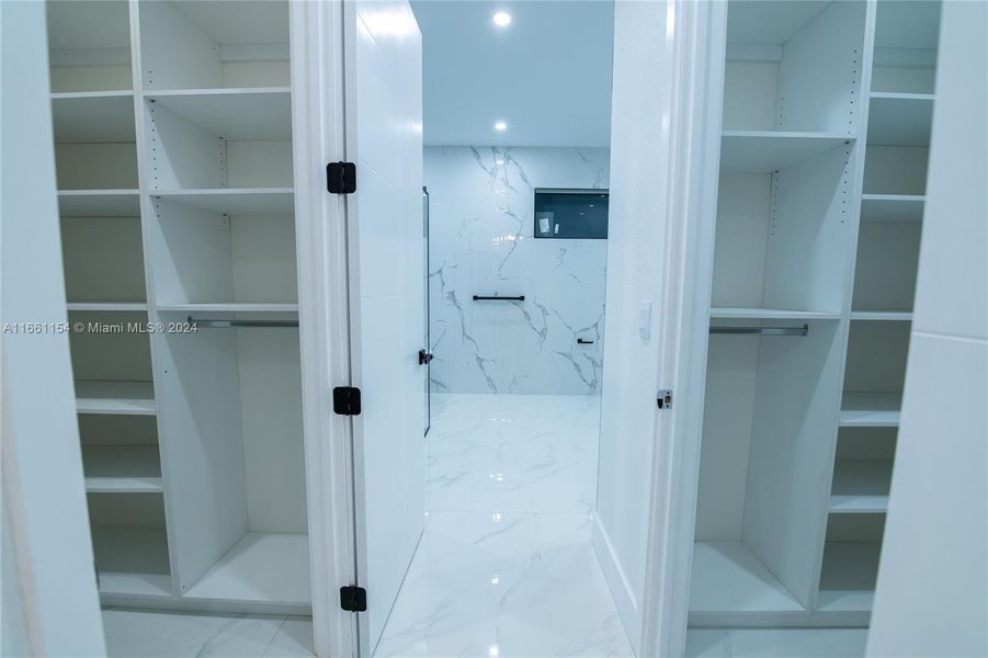 Image 39 of a home in .