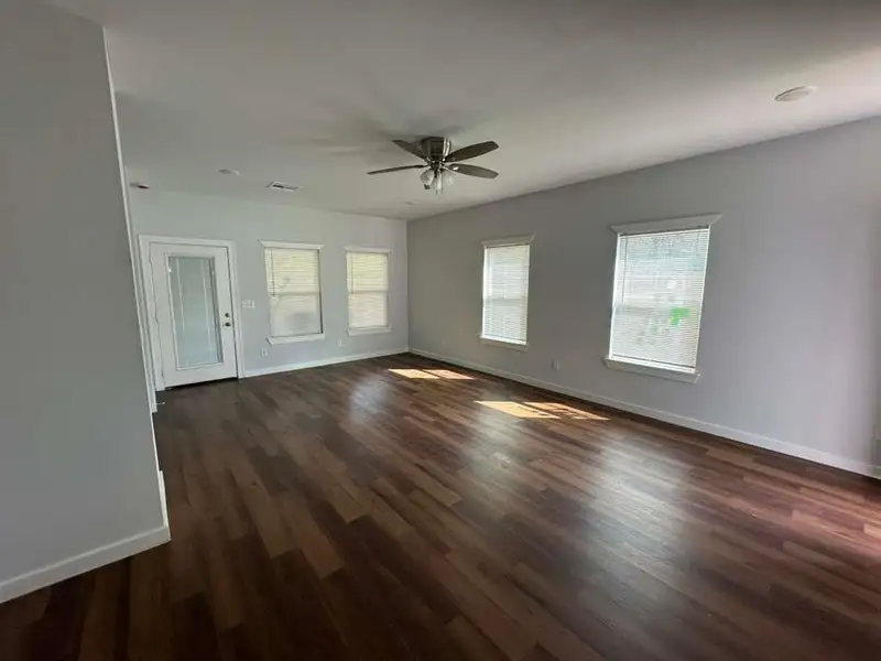 Spacious, unfurnished interior of a new home in , Tyler (Image 7).