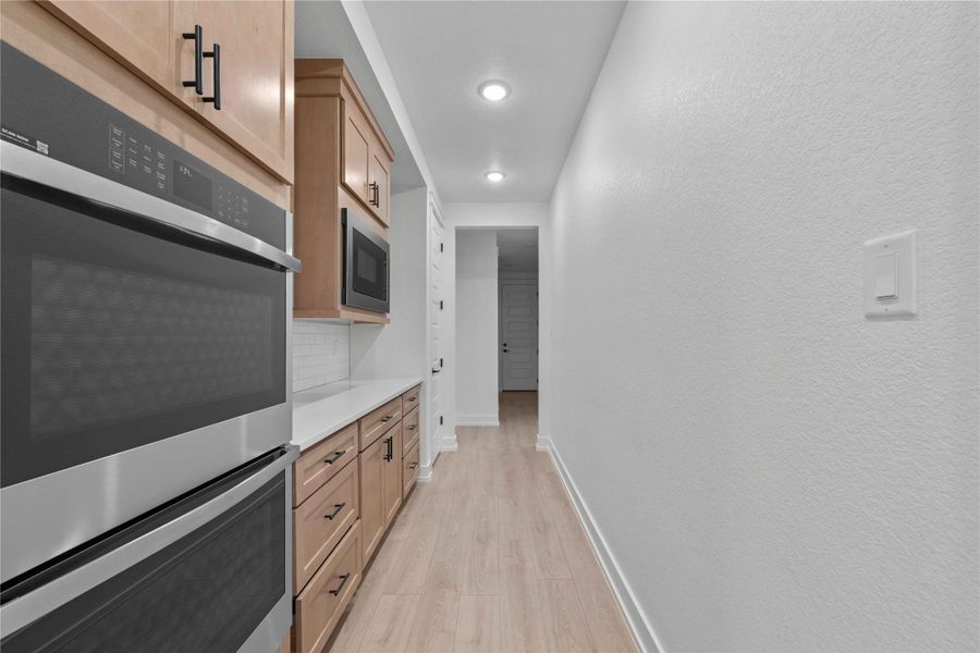Please Note: These interior photos are not of the actual home but are of a completed one with a similar floor plan. Finishes, features, and layouts may vary. Please Note: These interior photos are not of the actual home but are of a completed one with a similar floor plan. Finishes, features, and layouts may vary.