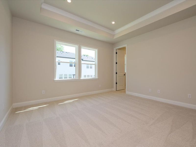Spacious, unfurnished interior of a new home in Archer Row, Charlotte (Image 20).