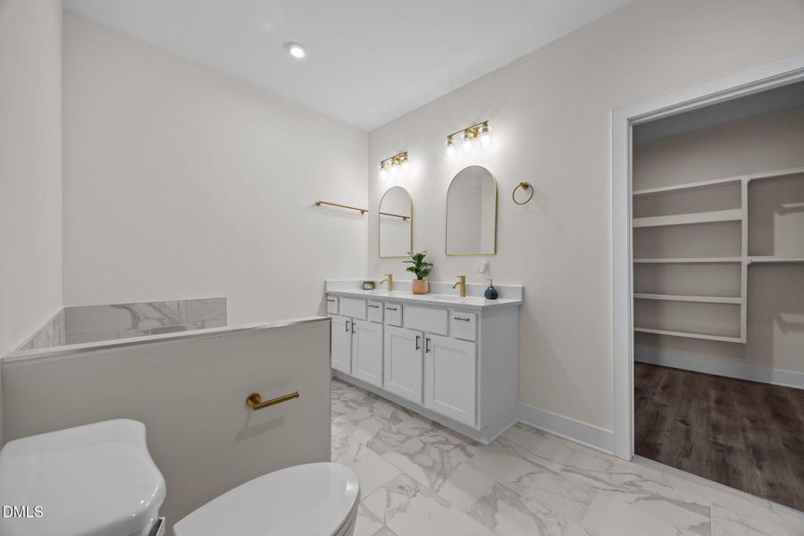 24-web-or-mls-IMG_7636 24-web-or-mls-IMG_7636