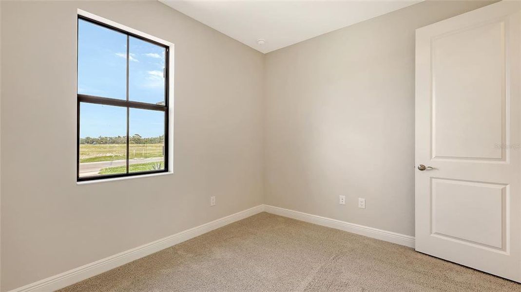 Spacious, unfurnished interior of a new home in Woodland Preserve, Parrish (Image 41).