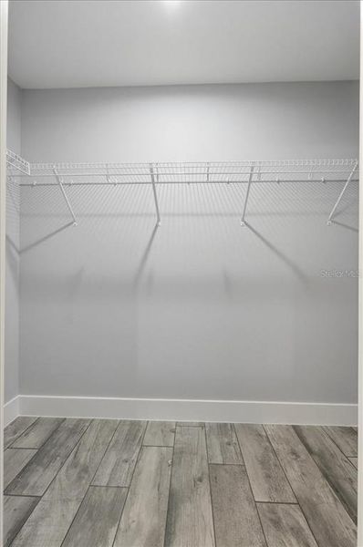 Spacious, unfurnished interior of a new home in , Auburndale (Image 23).