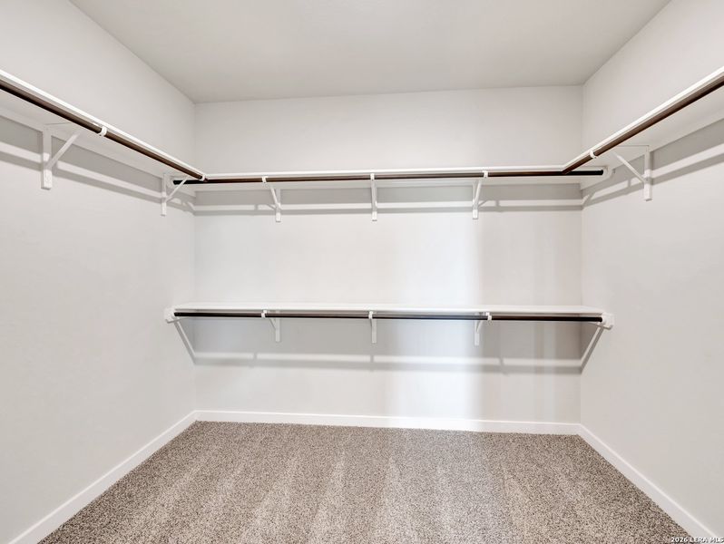 Spacious, unfurnished interior of a new home in Fairway Crossing, San Antonio (Image 19).