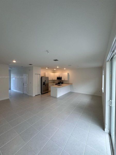 Spacious, unfurnished interior of a new home in , Homestead (Image 17). Spacious, unfurnished interior of a new home in , Homestead (Image 17).