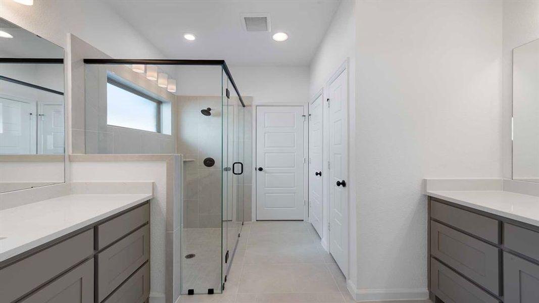 Furnished interior view inside a new home in Avondale, Fate (Image 10).