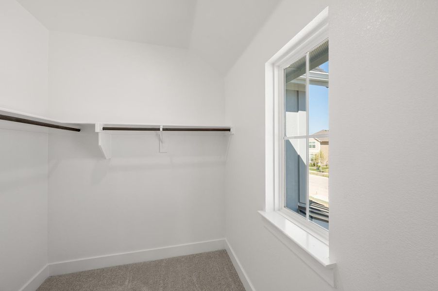 Spacious, unfurnished interior of a new home in The Retreat at Harvest, Argyle (Image 21). Spacious, unfurnished interior of a new home in The Retreat at Harvest, Argyle (Image 21).