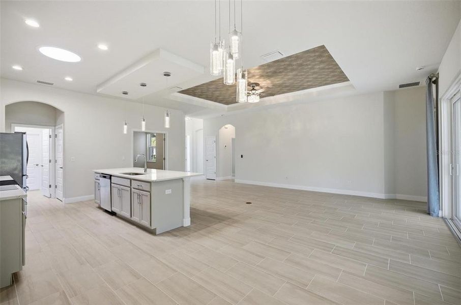 Spacious, unfurnished interior of a new home in , Palm Coast (Image 61).