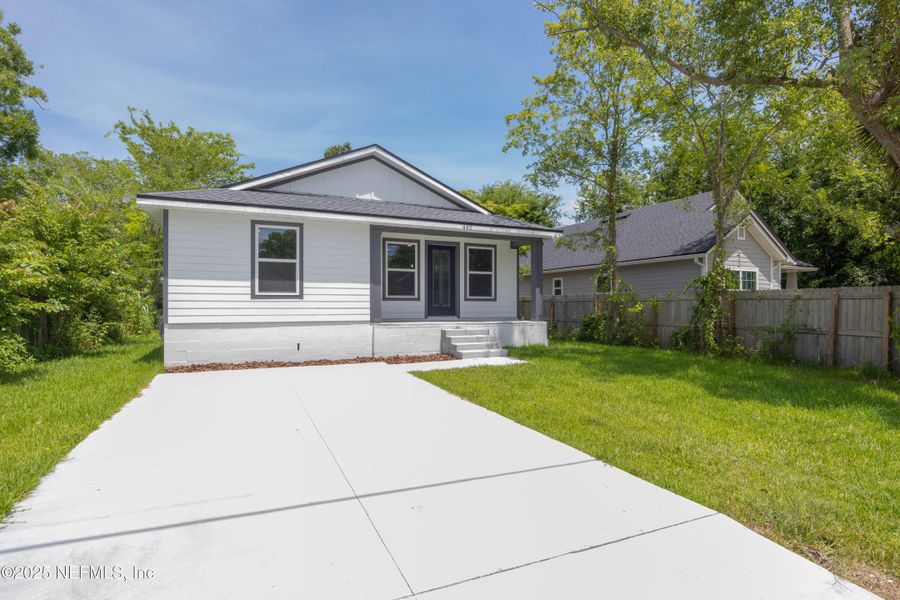 Front exterior of a new home in , St. Augustine, FL, highlighting curb appeal (Image 23).