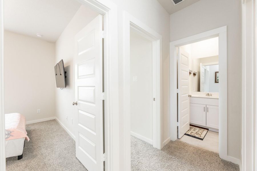 Image 19 of a home in Spring Brook Village - City Series.