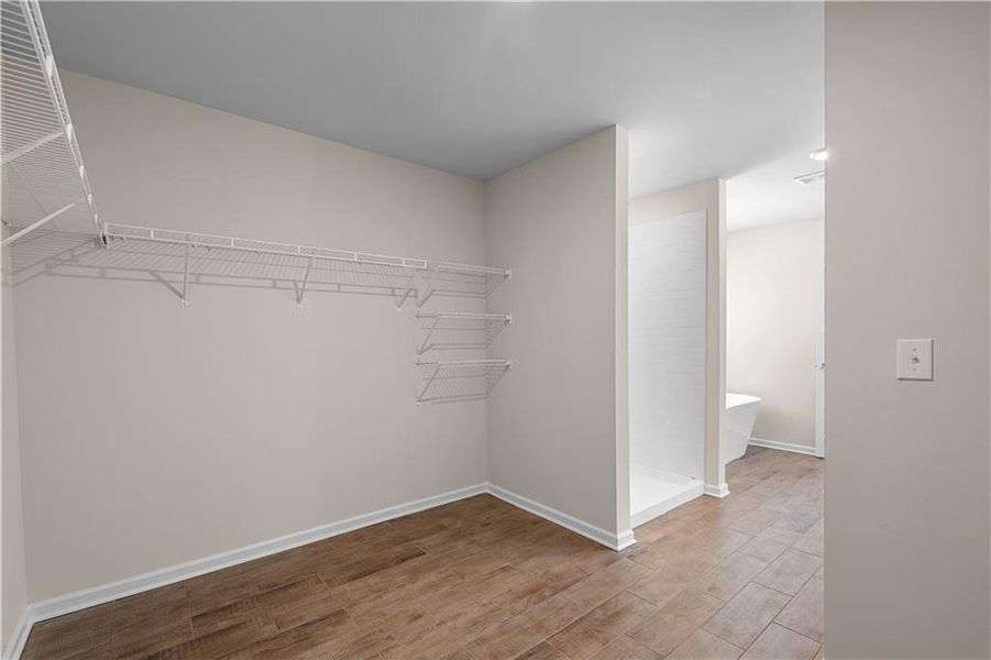 Spacious, unfurnished interior of a new home in , Covington (Image 33).