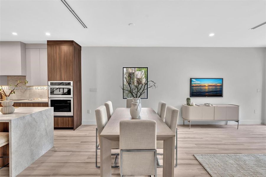 Furnished interior view inside a new home in , Miami (Image 28). Furnished interior view inside a new home in , Miami (Image 28).