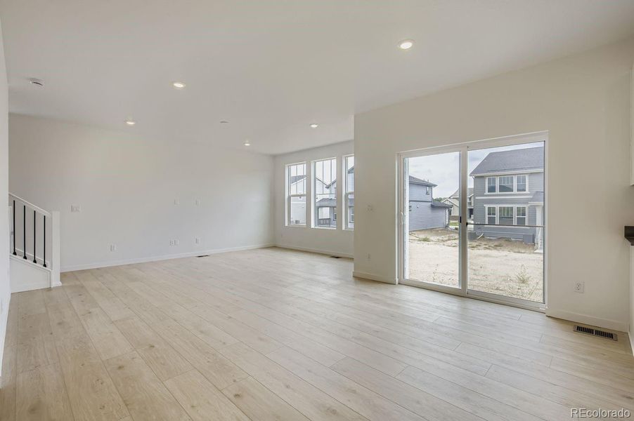 Spacious, unfurnished interior of a new home in Riano Ridge: The Pioneer Collection, Loveland (Image 11).