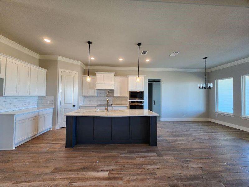 Furnished interior view inside a new home in Rocky Top, Krum (Image 7).