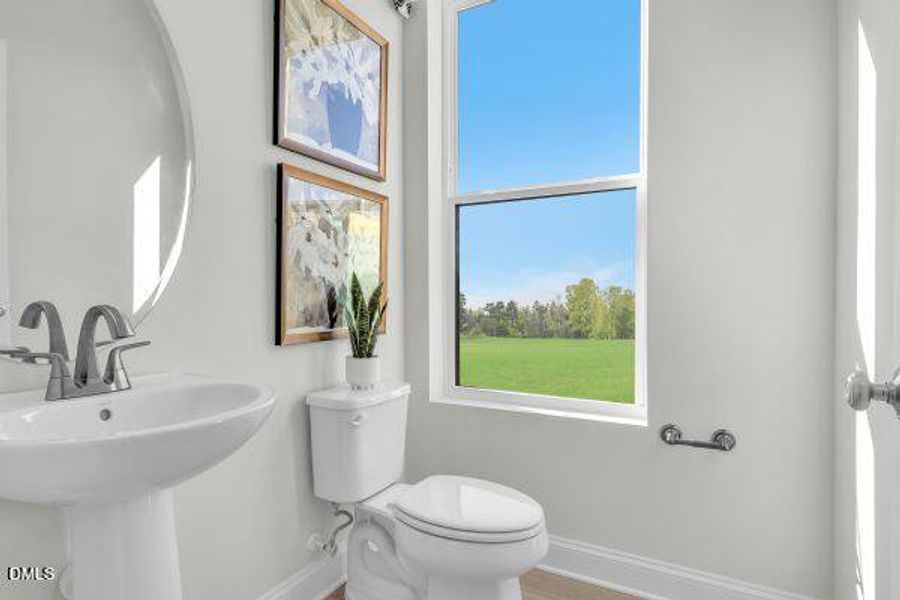 P_RAL_TWW_Julianne_Model_INT_HBTH