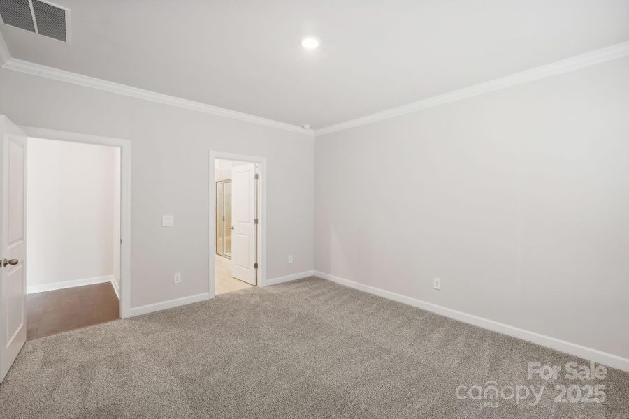 Spacious, unfurnished interior of a new home in Harper Landing, Stanley (Image 19).