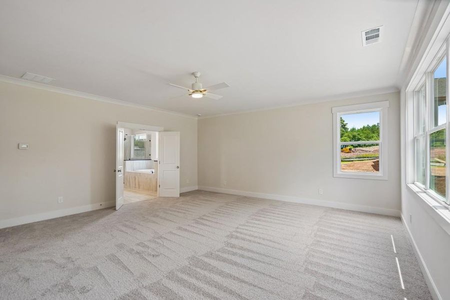 Spacious, unfurnished interior of a new home in Arden on Lanier, Cumming (Image 37).