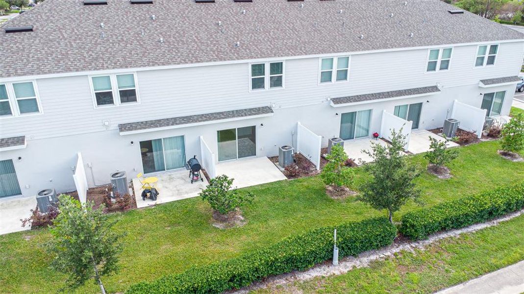 Exterior details and patio area of a home in , St. Cloud (Image 21).