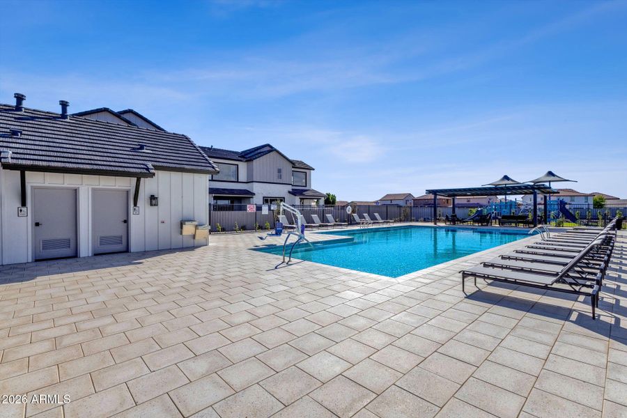 215-web-or-mls- 215-web-or-mls-