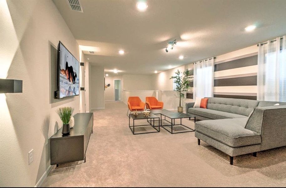 Furnished interior view inside a new home in , Clermont (Image 12).
