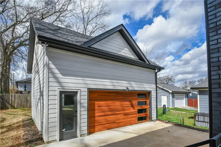 Exterior details and patio area of a home in , Atlanta (Image 4).