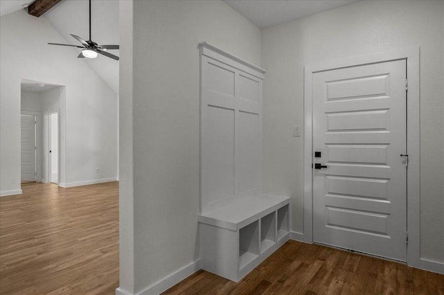 Spacious, unfurnished interior of a new home in , Leonard (Image 26).
