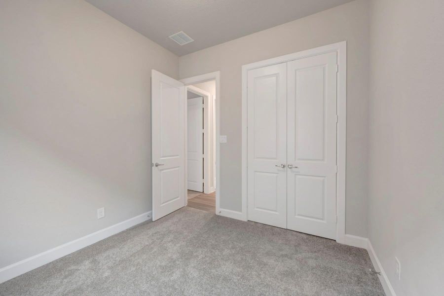 Spacious, unfurnished interior of a new home in Grand Central Park 55' Homesites, Conroe (Image 22). Spacious, unfurnished interior of a new home in Grand Central Park 55' Homesites, Conroe (Image 22).