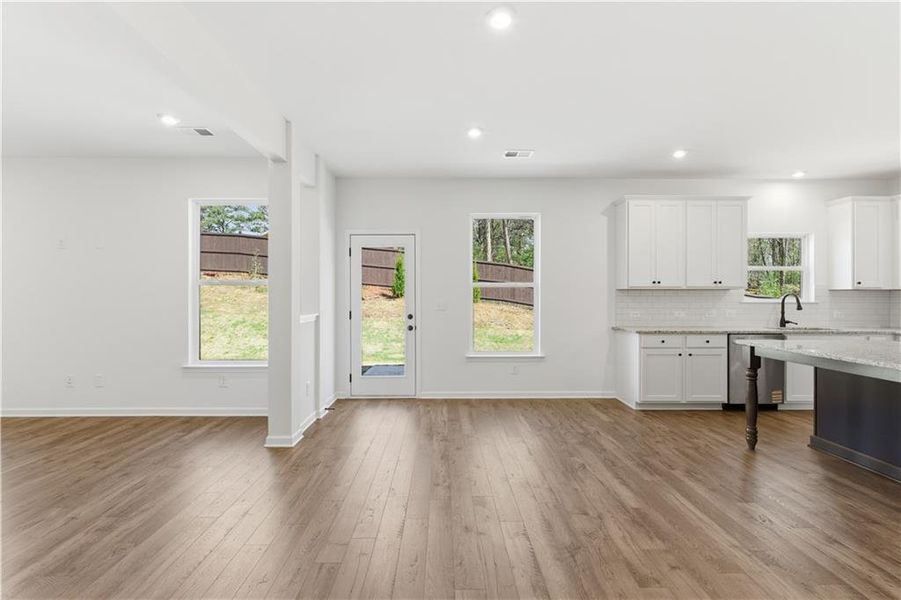 Spacious, unfurnished interior of a new home in The Overlook at Factory Shoals, Mableton (Image 20).
