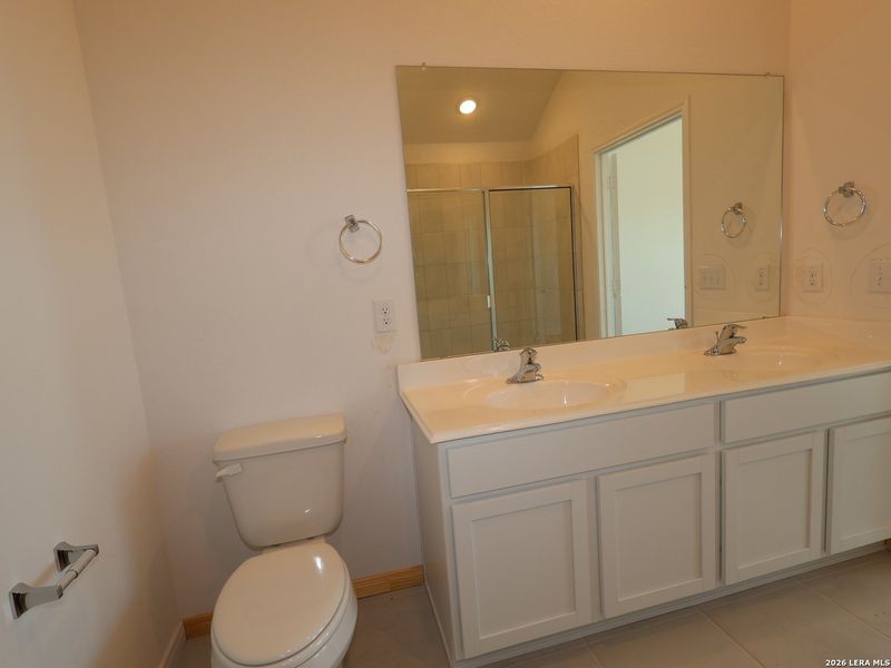 Furnished interior view inside a new home in Hunters Ranch, San Antonio (Image 8).