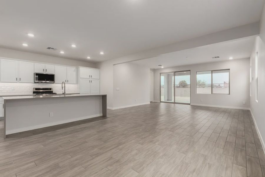 Spacious, unfurnished interior of a new home in Avanti at Granite Vista, Waddell (Image 17).